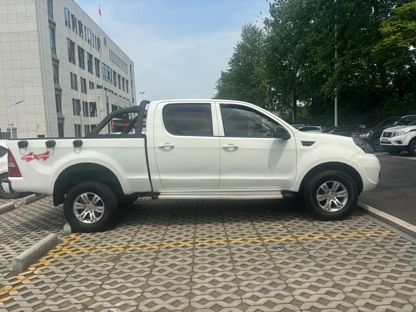 FOTON LAND EXPLORER