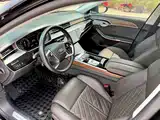 Фото 7 - Audi A8