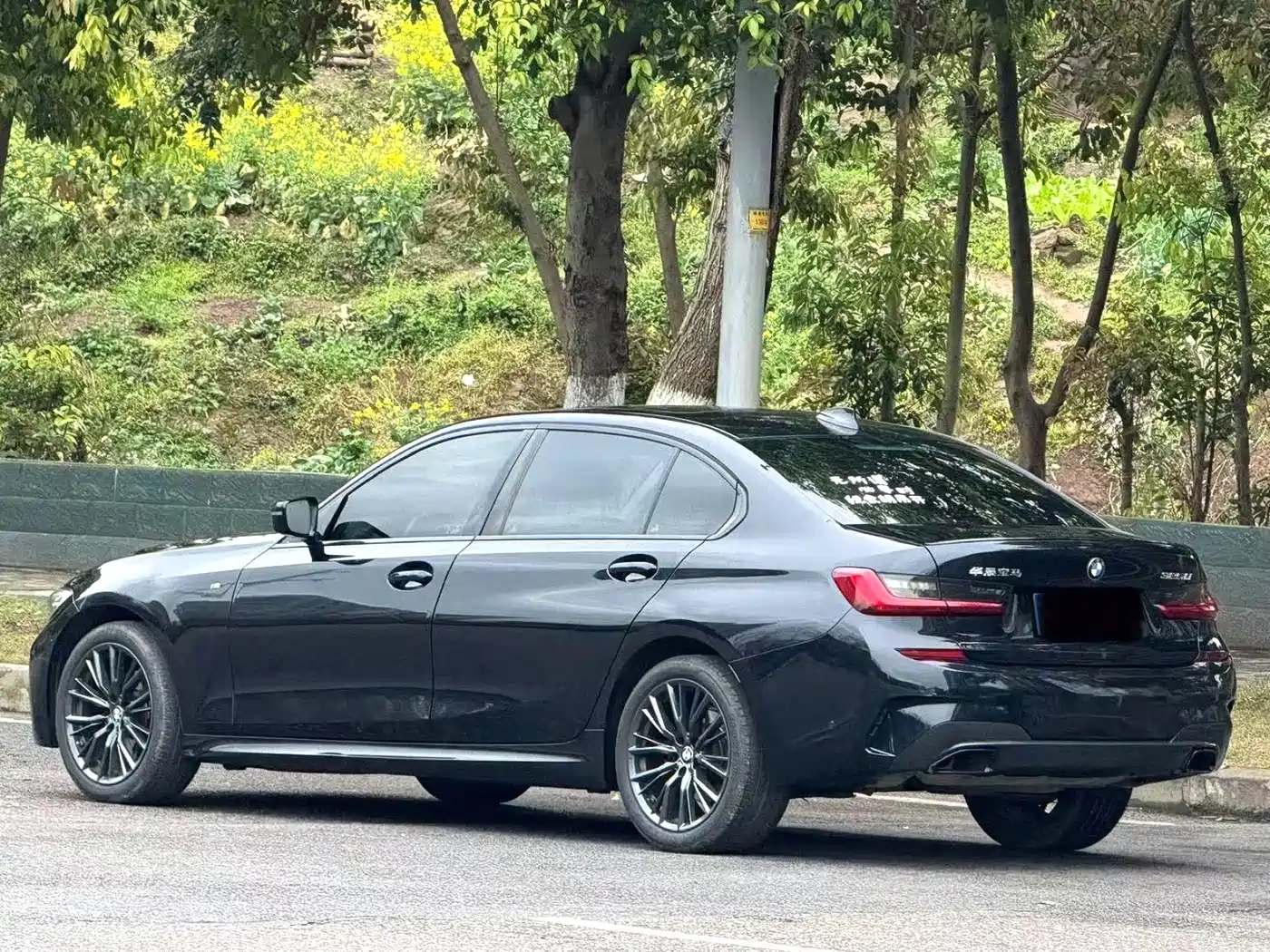 BMW 3-SERIES
