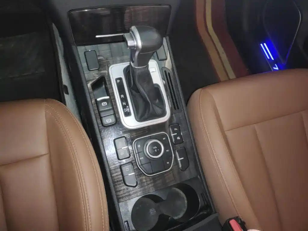 Haval H6 Coupe 2016 Blue Label 1.5T Automatic 2WD Elite фото 21