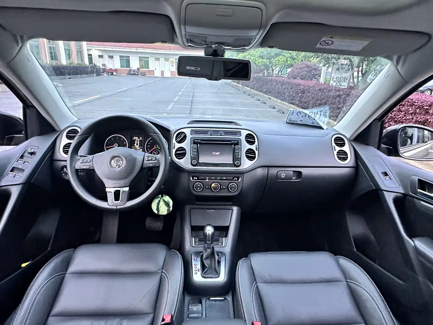 Volkswagen Tiguan 2014 1.8TSI Automatic 2WD 30th Anniversary Edition фото 16