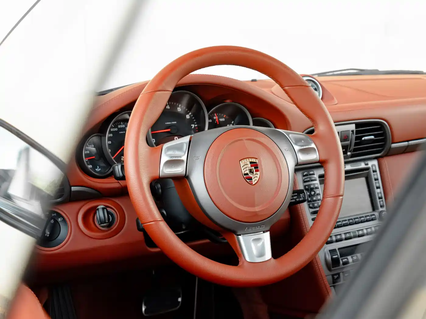 Porsche 911 2006 Carrera 4 Cabriolet AT 3.6L фото 8