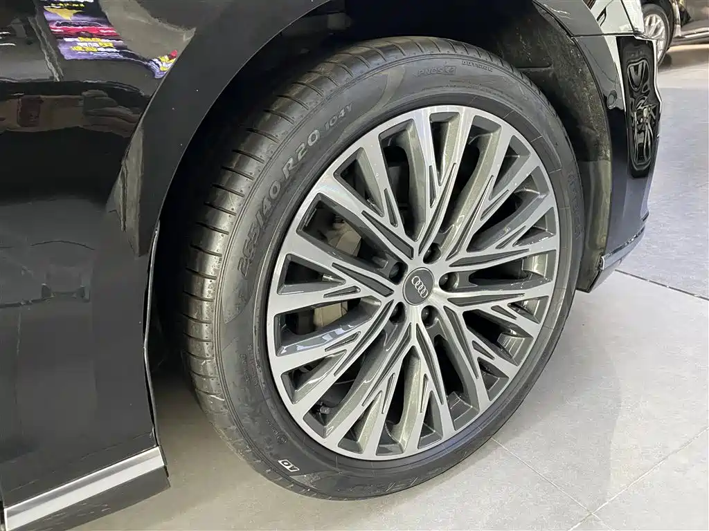 Audi A8 2019 Facelift Plus A8L 55 TFSI quattro Luxury фото 41