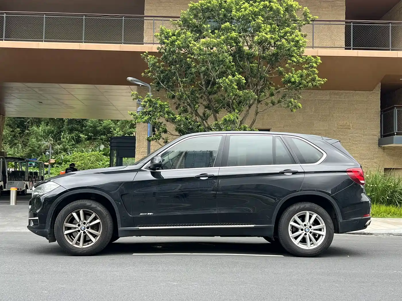 BMW X5 (Import) 2018 xDrive35i M Sport Model фото 9