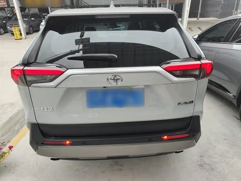 Toyota RAV4 Rongfang 2021 2.0L CVT 2WD Trend фото 6
