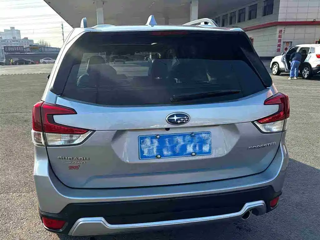 SUBARU FORESTER