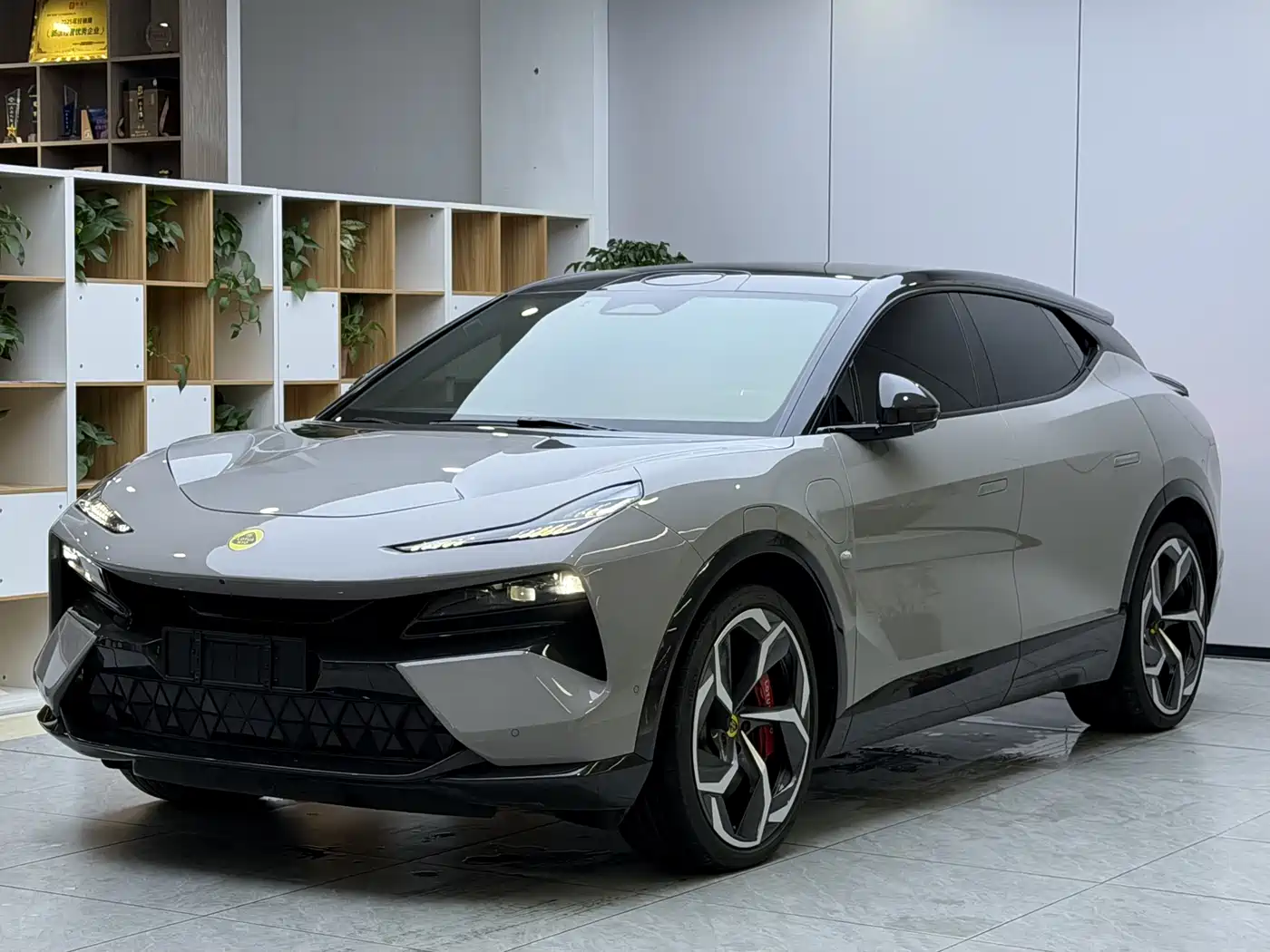 Lotus Cars ELETRE 2023 ELETRE R+