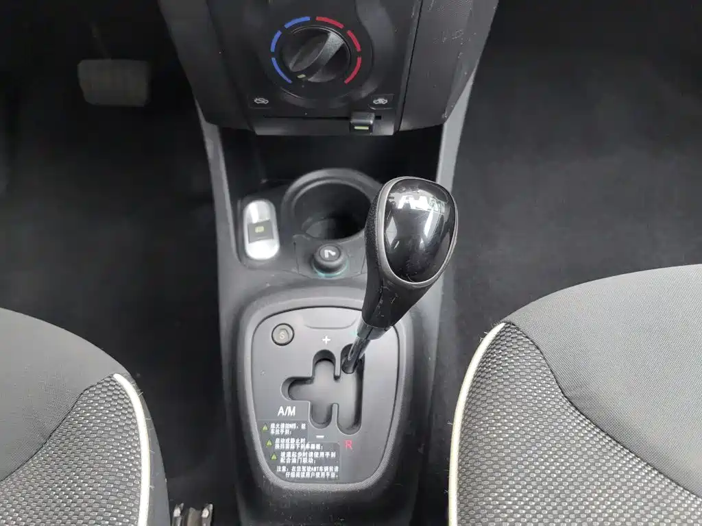 BYD F0 2017 2015 1.0L AMT Xuan Cool Edition