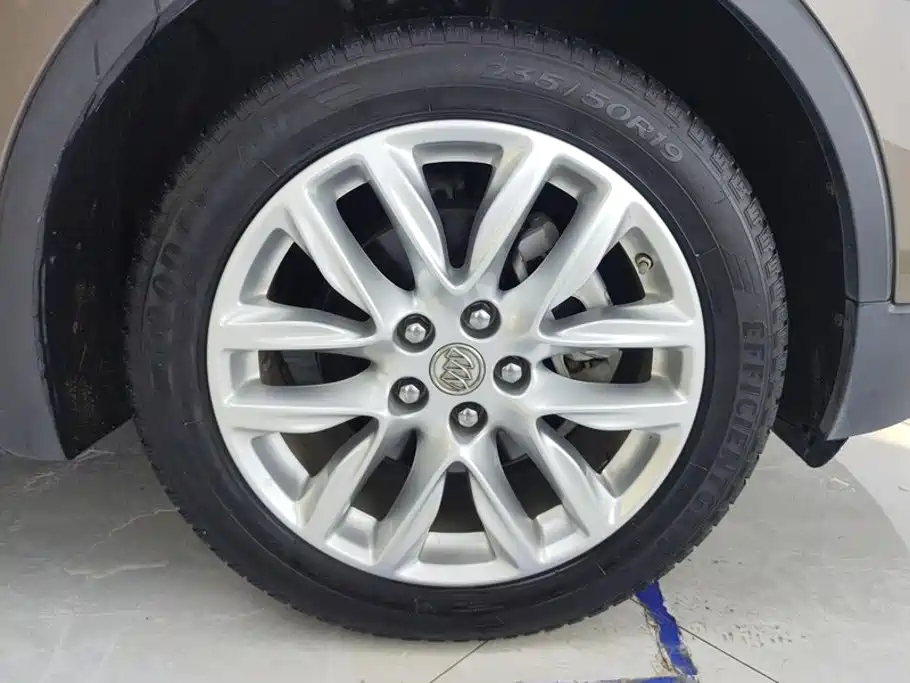 Фото 6 - Buick Envision Plus