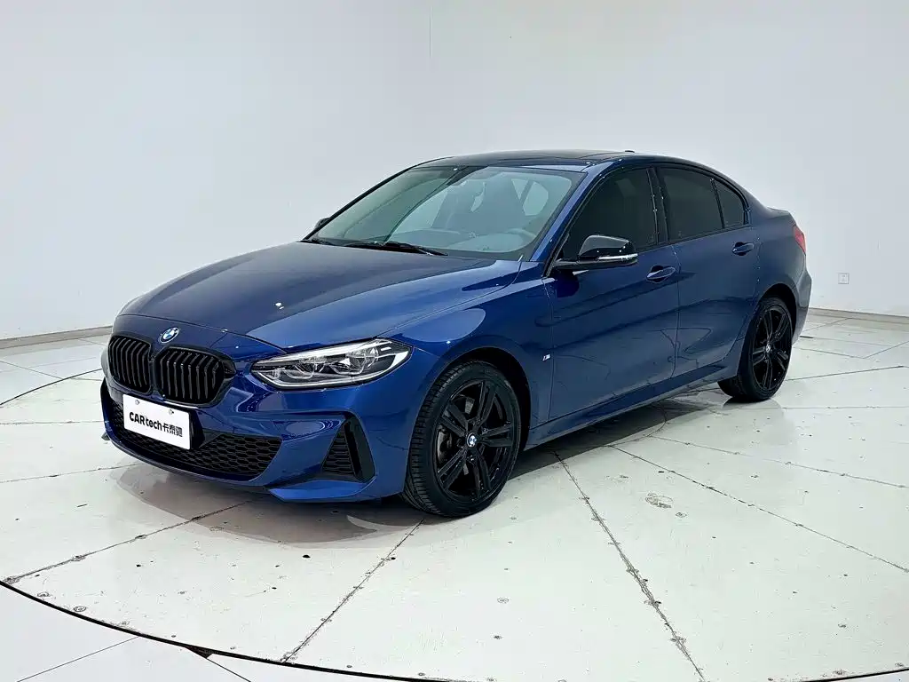 Фото 18 - BMW 1 Series