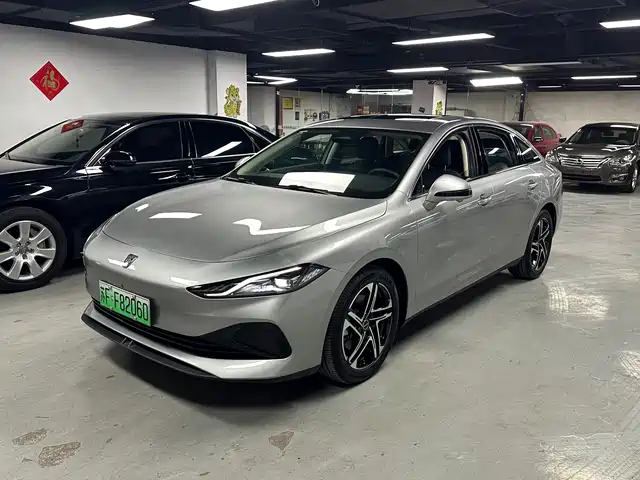Roewe D7 2023 DMH 125km Flagship Edition