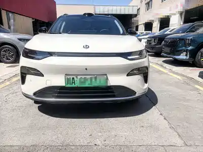 Leapmotor C11
