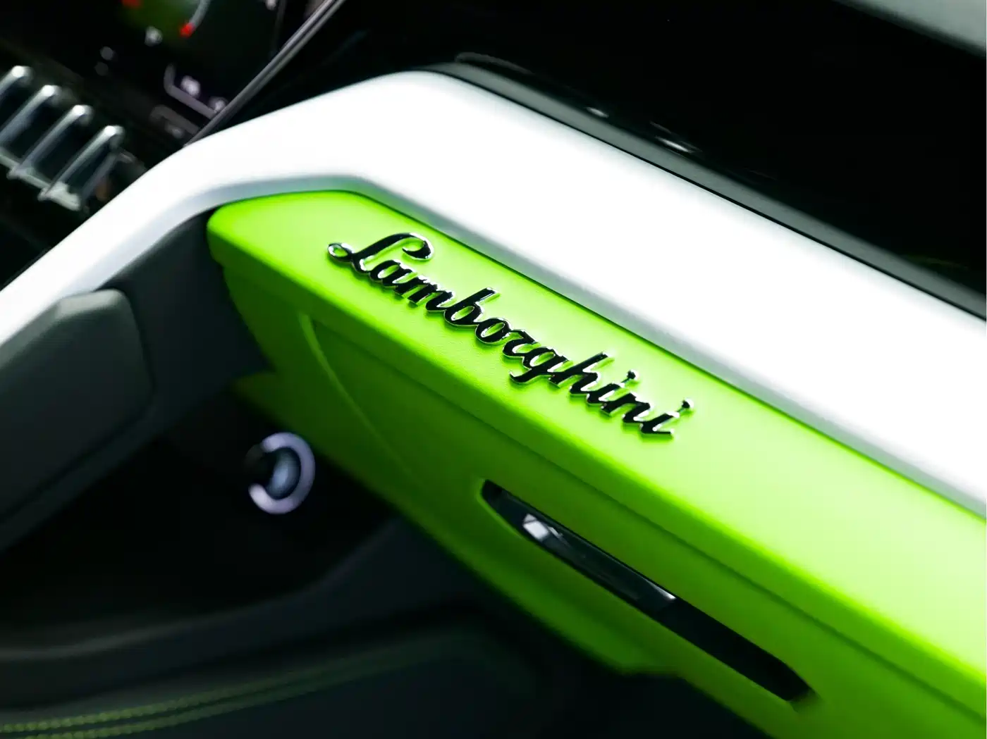 Lamborghini Urus 2024 2023 4.0T V8 S
