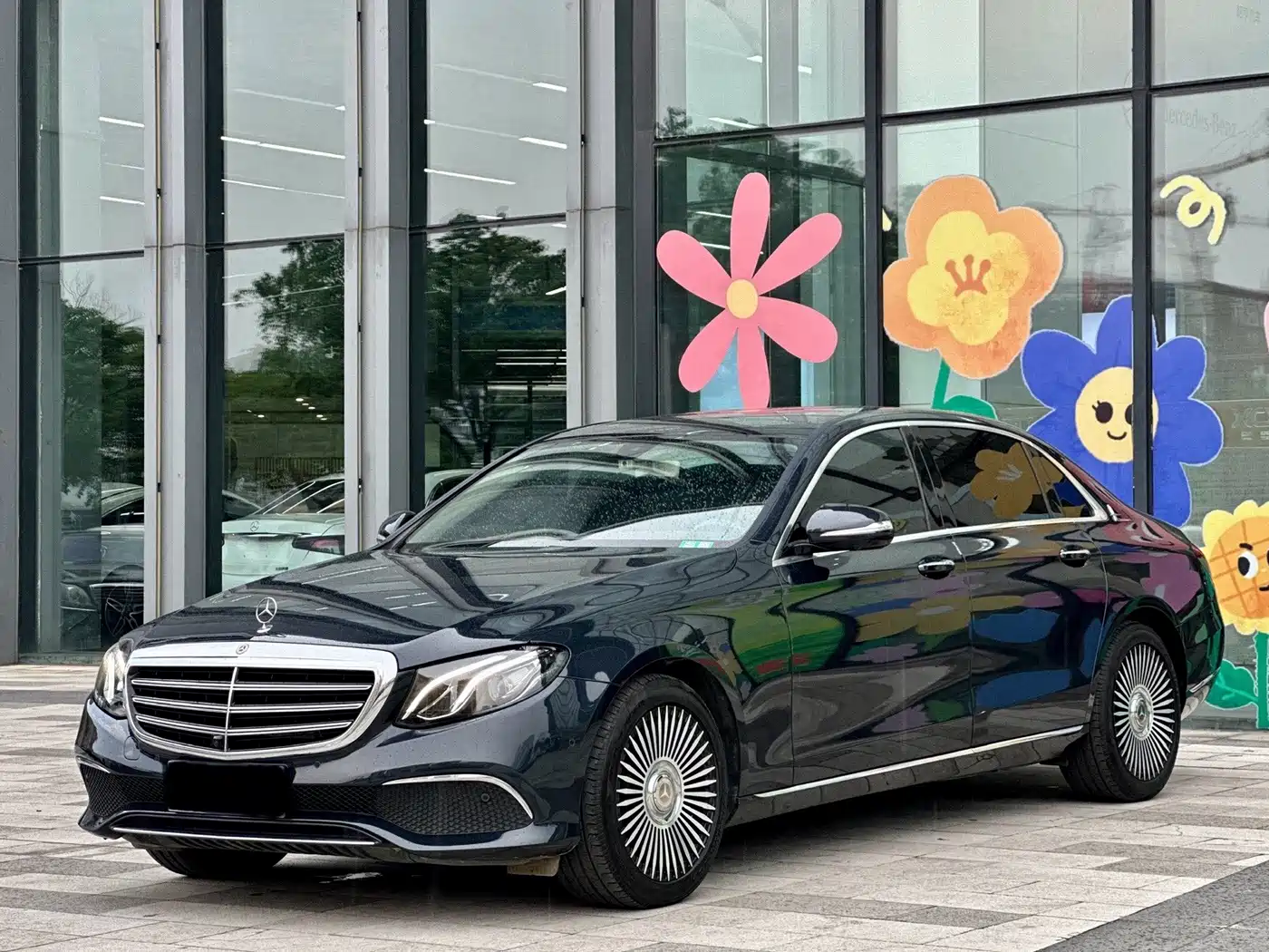 Mercedes-Benz E-Class 2018 Facelift E 300 L Luxury фото 3
