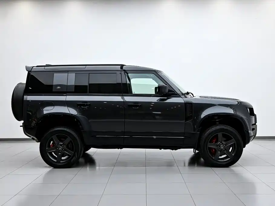 Фото 6 - Land Rover Defender