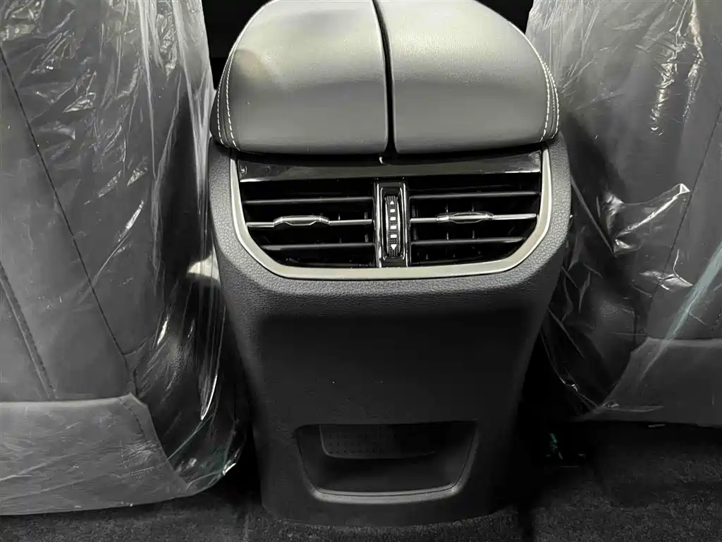 SKYWORTH AUTO SKYWORTH EV6