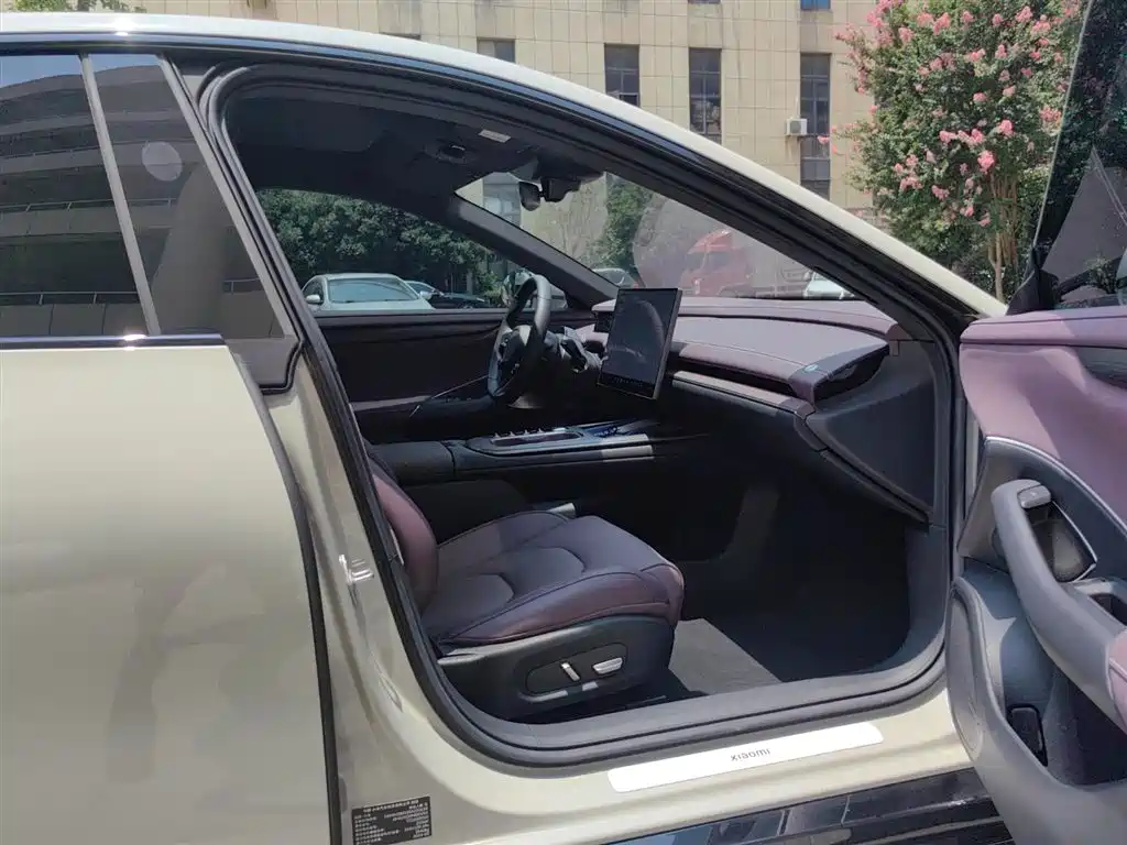 XIAOMI CAR XIAOMI SU7