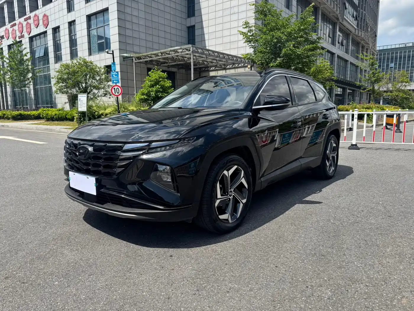 Hyundai Tucson 2023 Tucson L 1.5T Automatic 2WD LUX Premium Edition