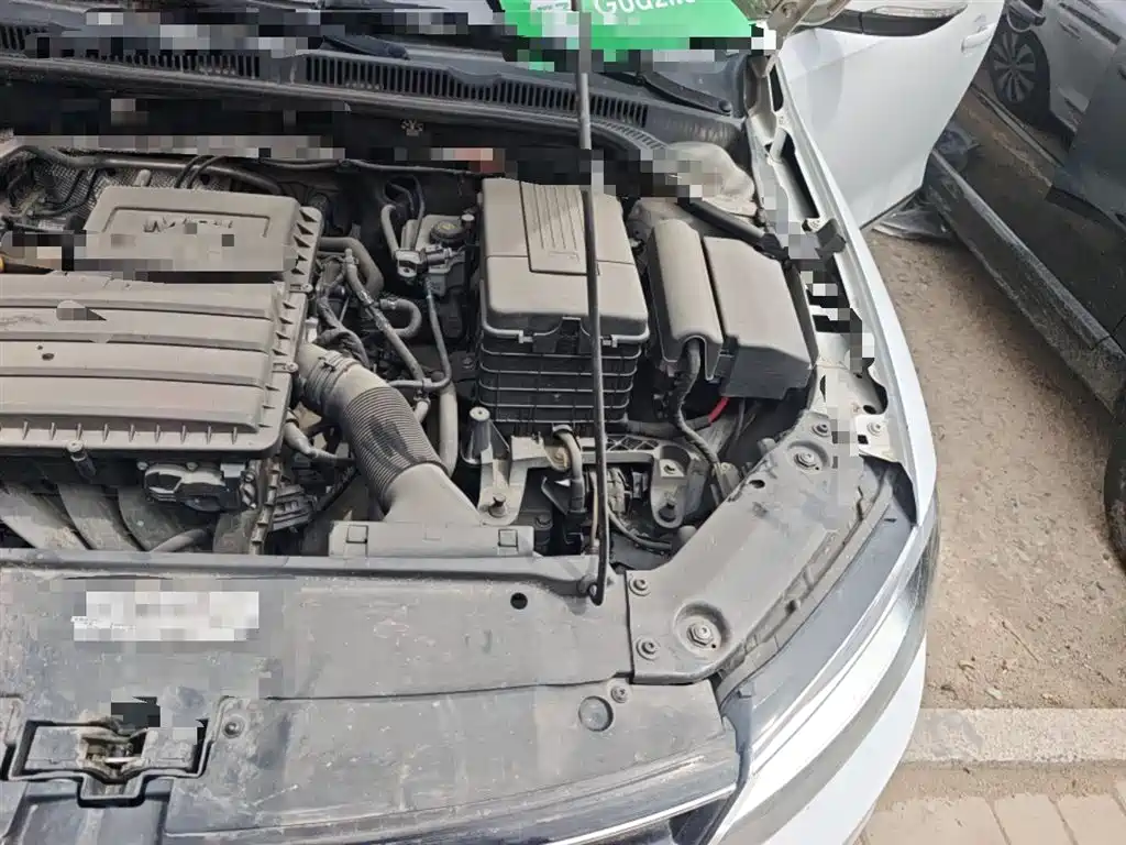 Volkswagen Sagitar 2017 1.6L Automatic Comfort фото 22