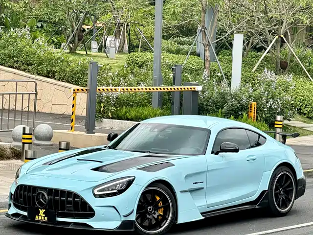 mercedes-benz amg-gt