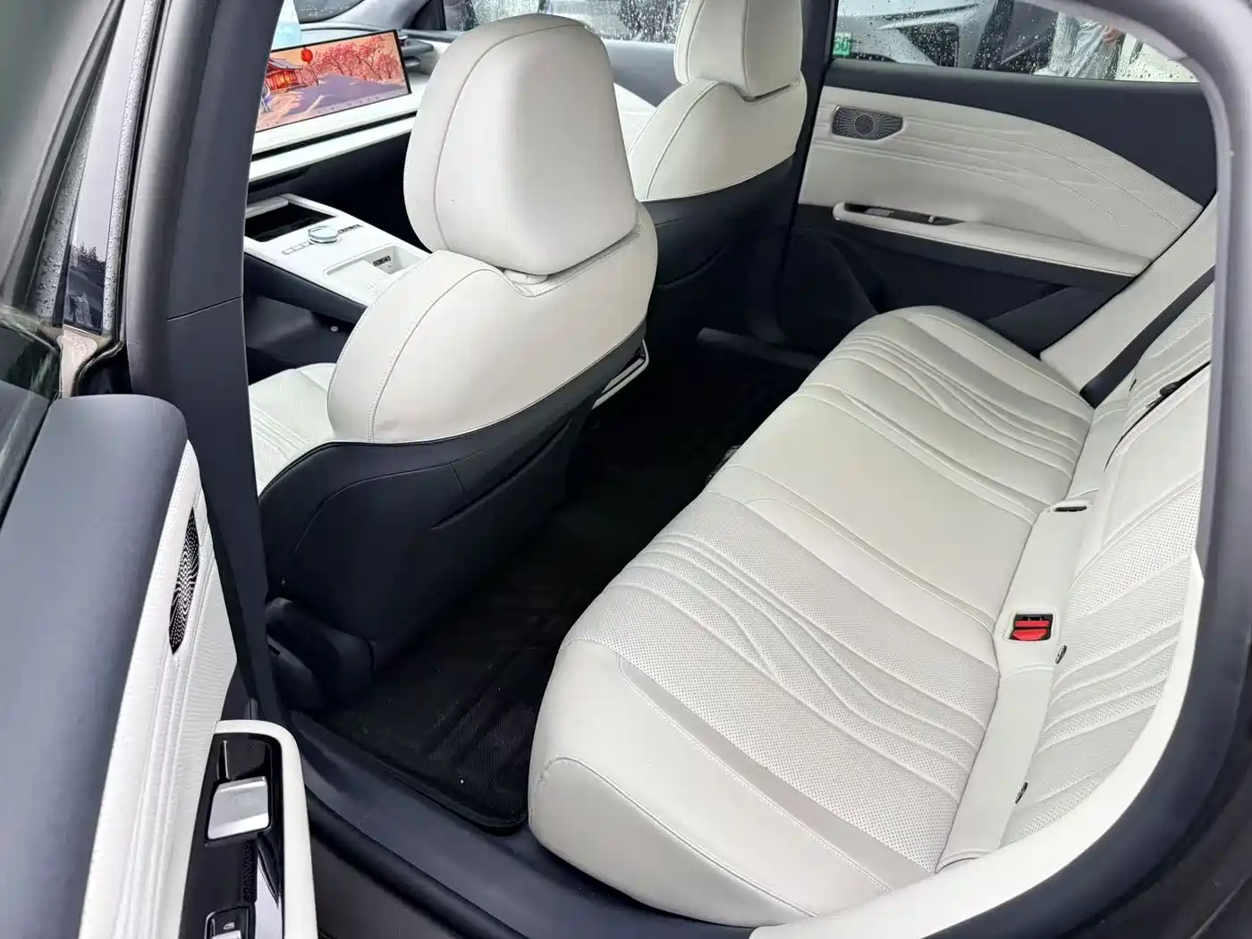 Geely Galaxy Galaxy E8 2024 2024 665km RWD Starship Voyager Edition
