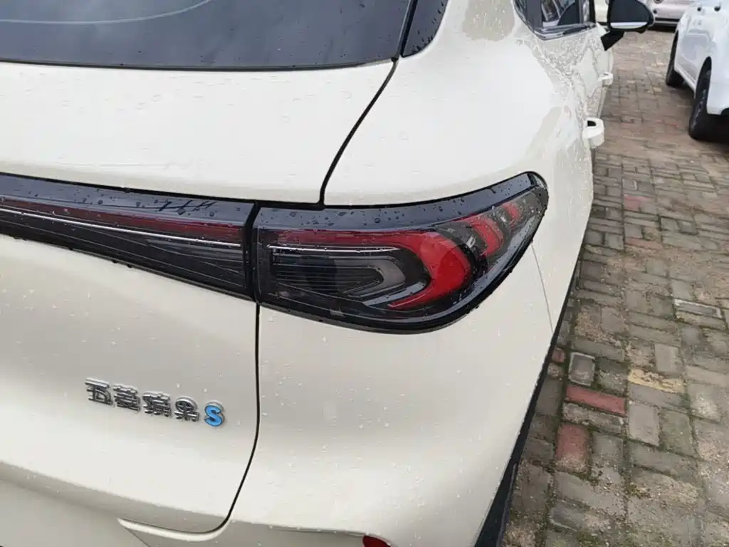 Фото 8 - Wuling Motors Wuling Bingo S
