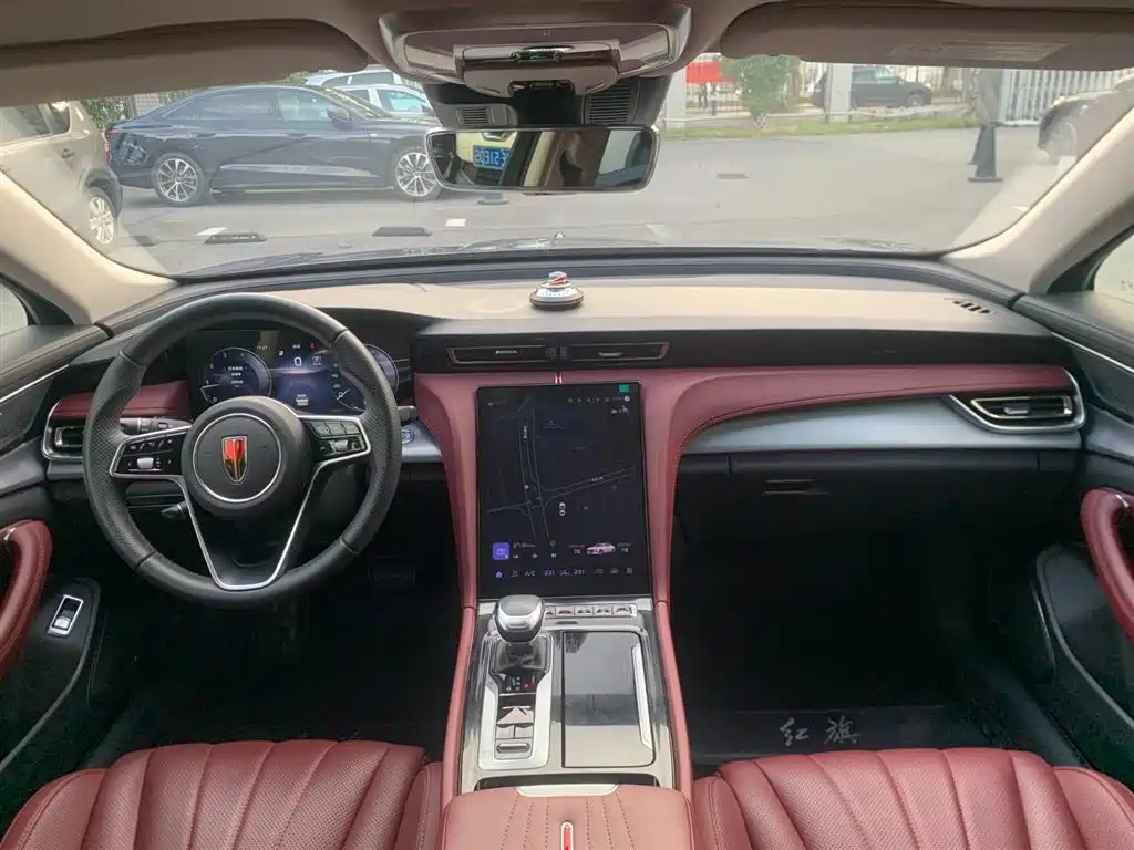 Hongqi H5 2024 2.0T Automatic Smart Connect Flag Smooth Edition фото 9