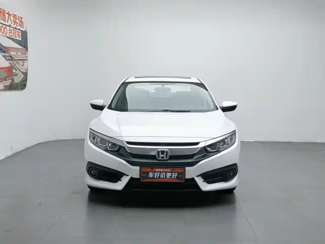 Honda Civic 2016 220TURBO Manual Luxury Edition — фото 3
