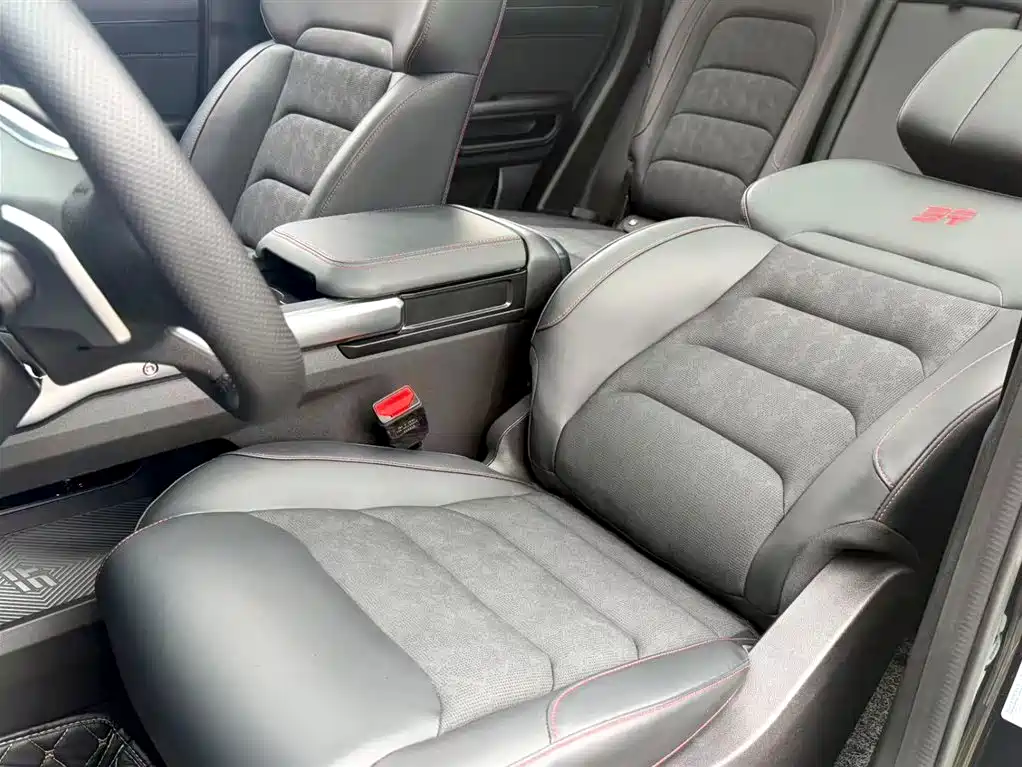 Jetour Traveler 2025 2.0TD XWD Automatic Conquest Extended 7-Seater фото 14