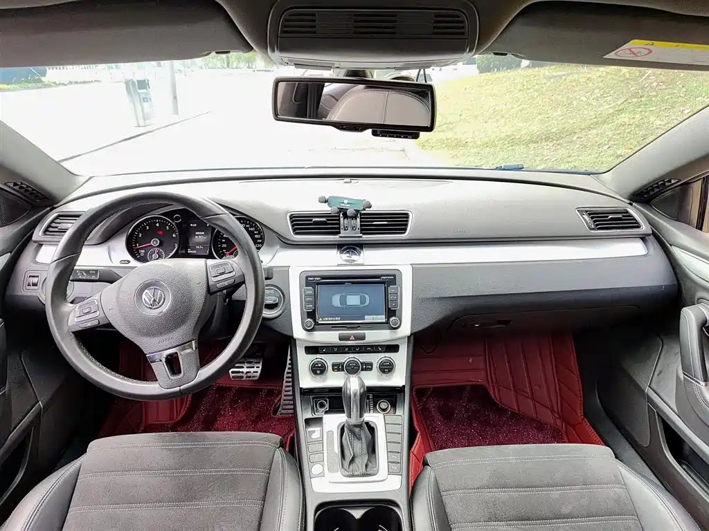Volkswagen FAW-Volkswagen CC 2016 Model 1.8TSI Luxury фото 10