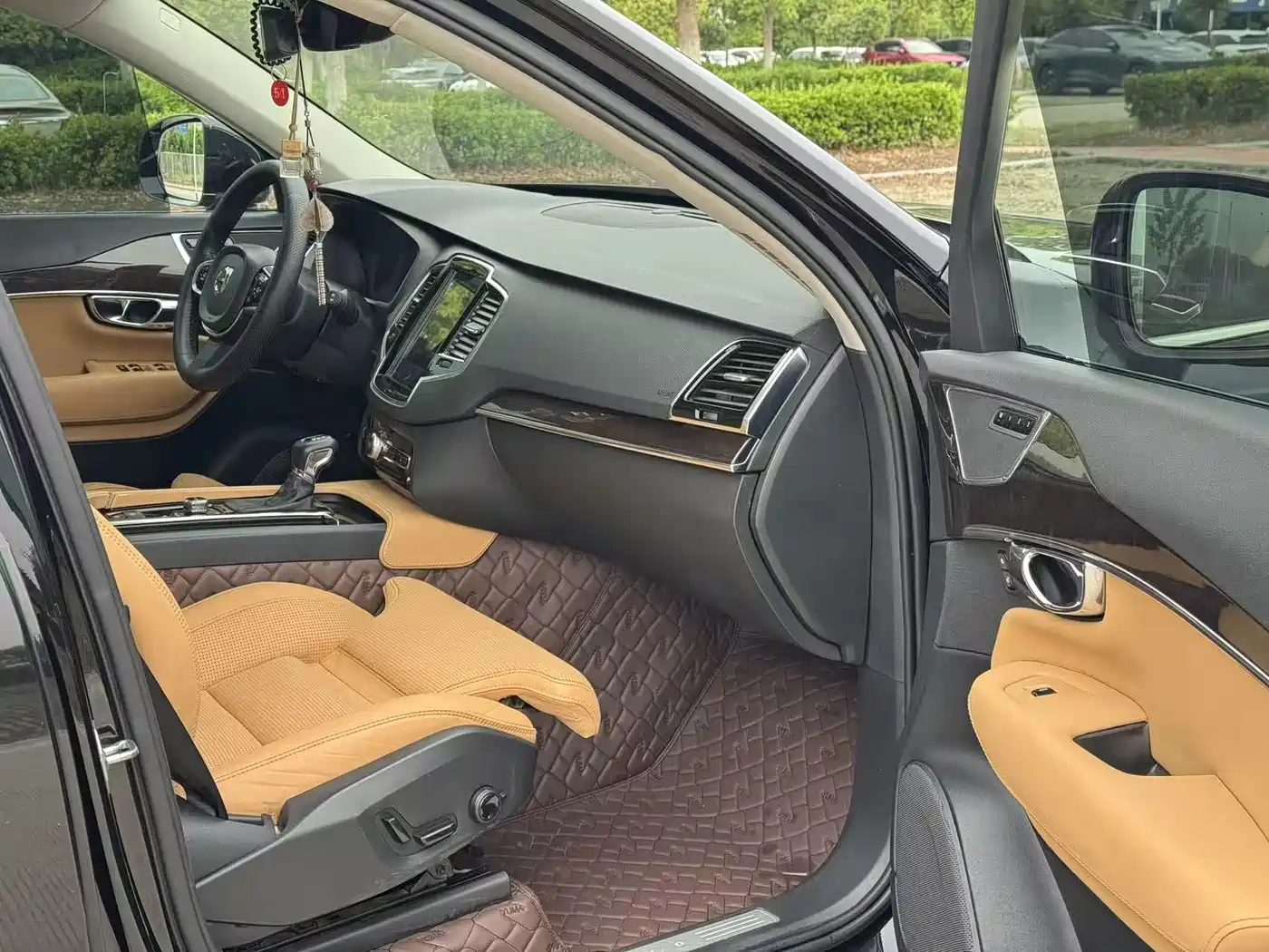 Volvo XC90 2018 T6 Inscription 7-seater фото 8