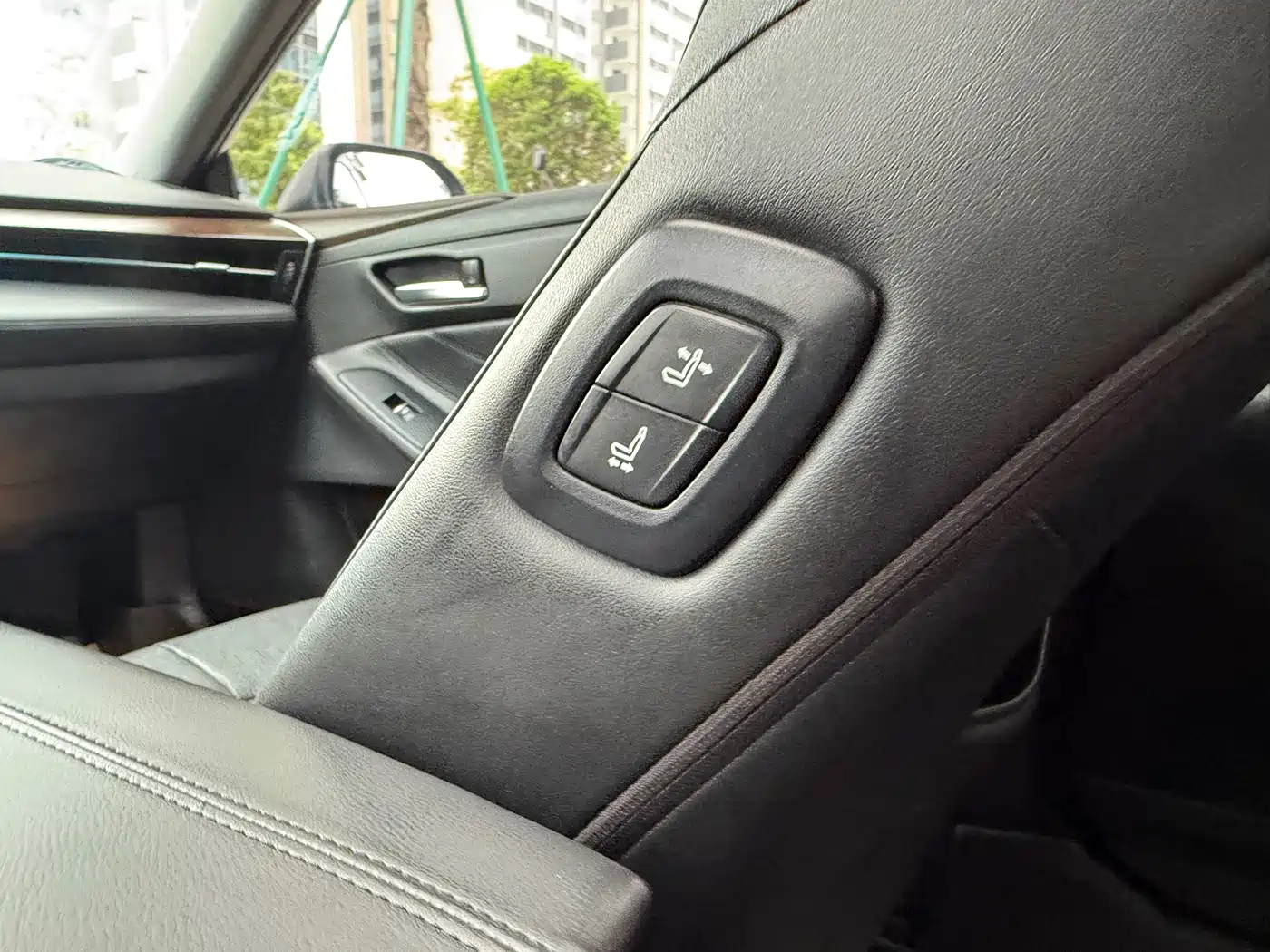 Toyota Avalon 2019 2.0L XLE Premium Edition (China VI) фото 21