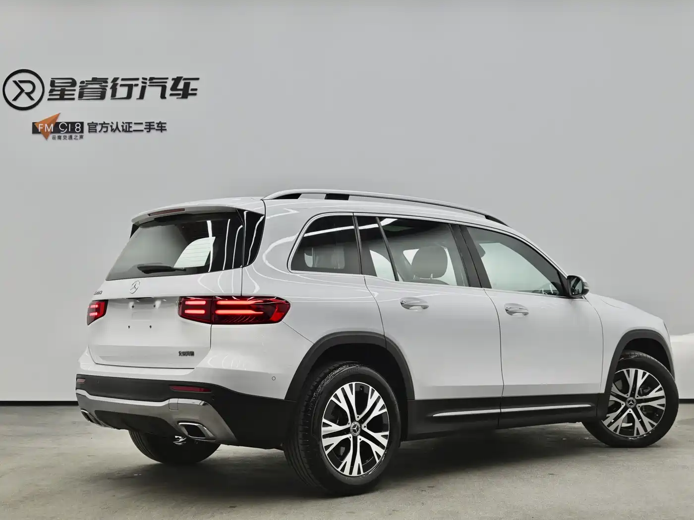 Mercedes-Benz GLB 2024 GLB 220 Dynamic фото 3