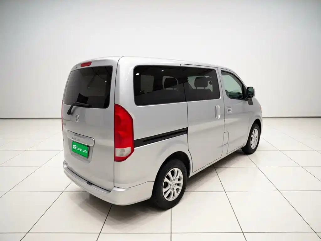 GAC Gonow Xinglang 2015 2013 1.5L 7-seater Supreme Edition