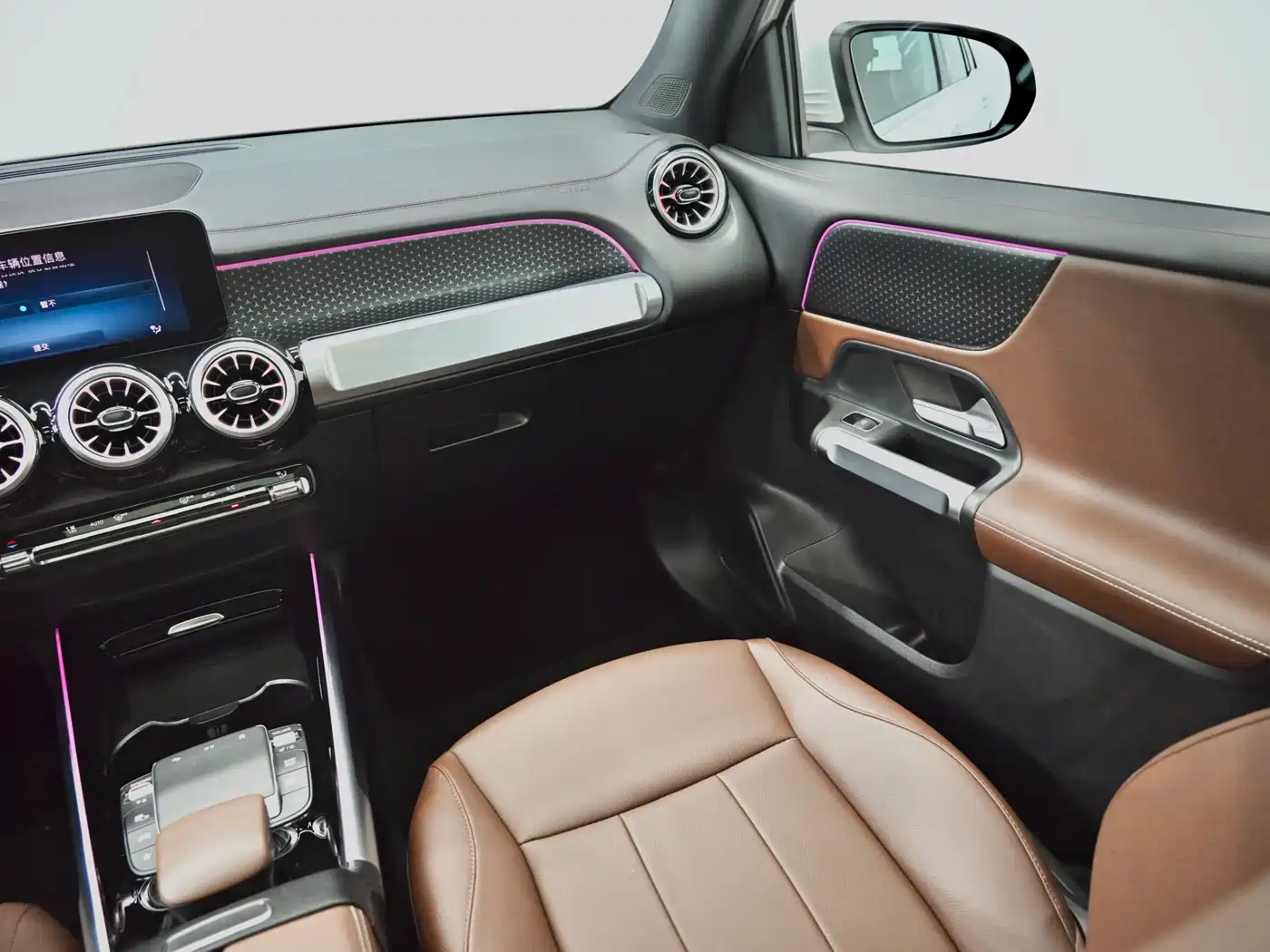 Mercedes-Benz GLB 2024 GLB 220 Dynamic фото 10