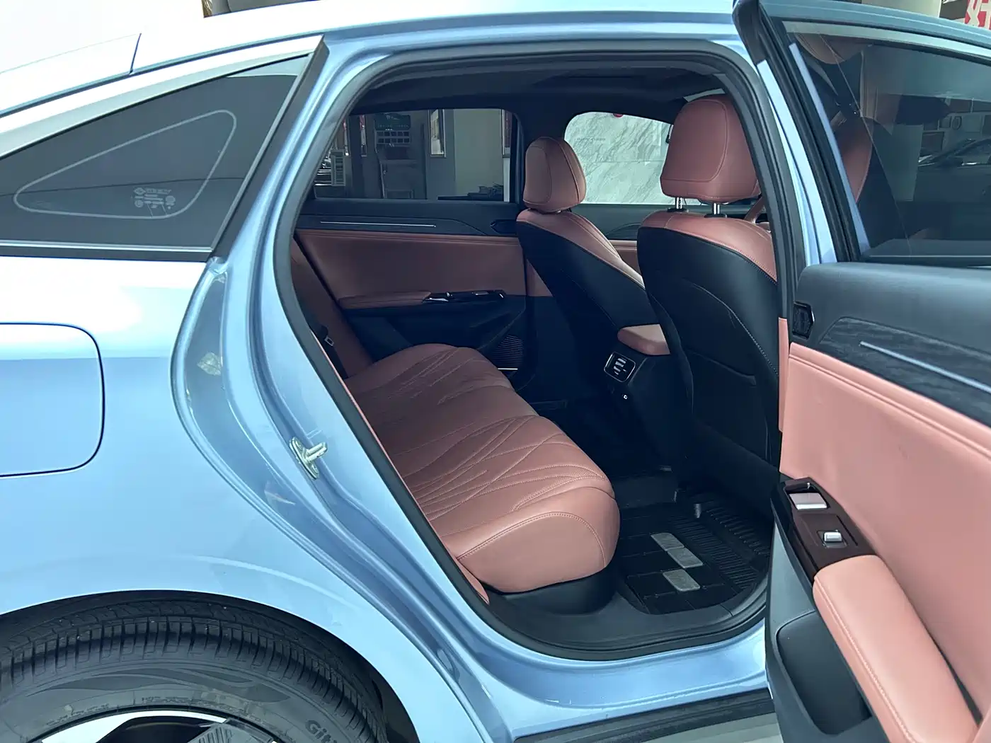 GEELY GALAXY GALAXY L6