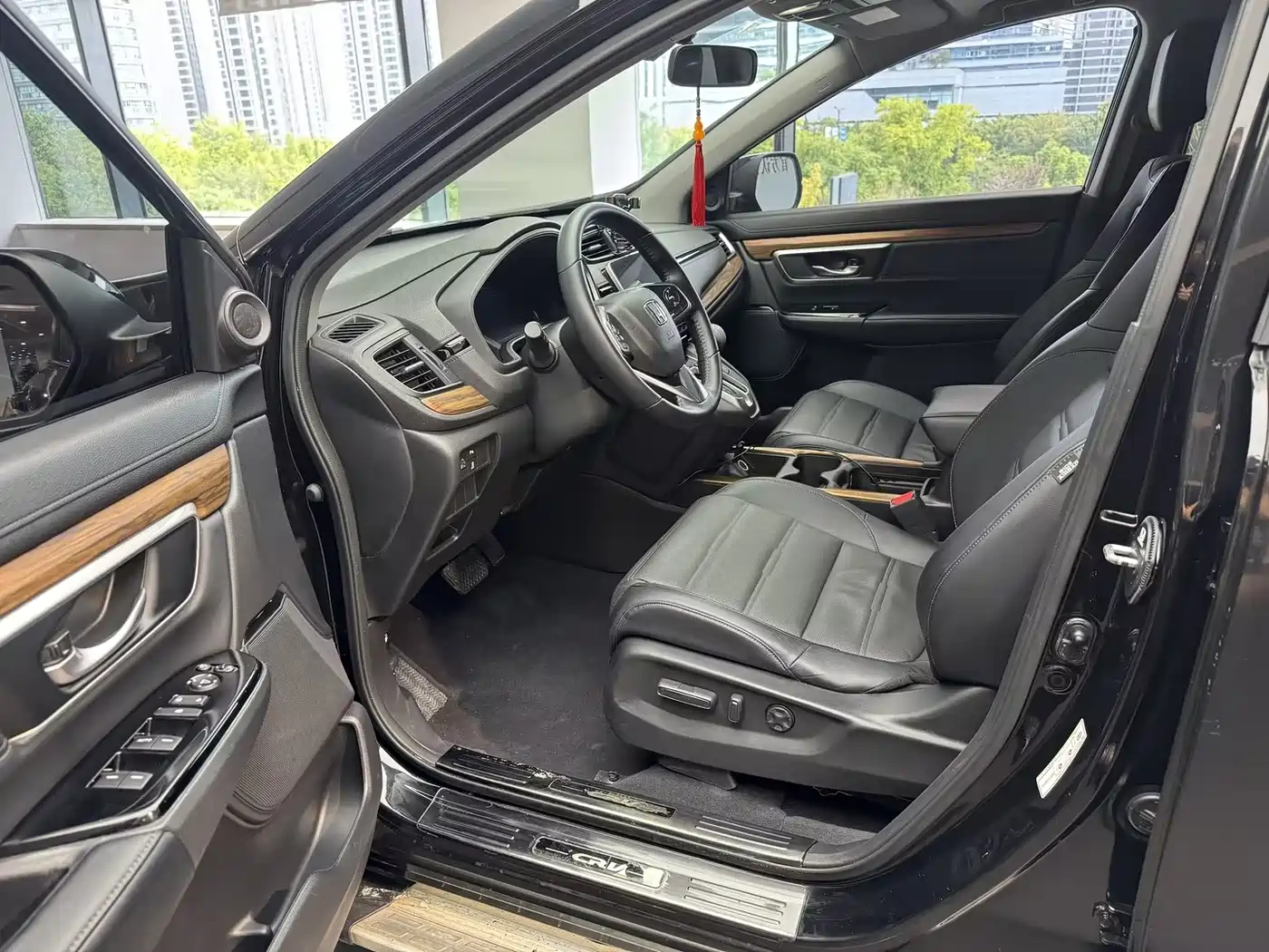 Фото 23 - Honda CR-V