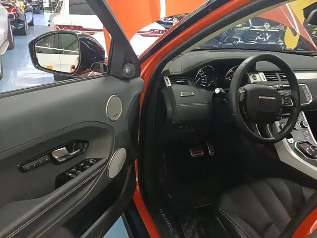 Land Rover Range Rover Evoque (Import) 2015 2015 2.0T Tilt Orange Limited Edition