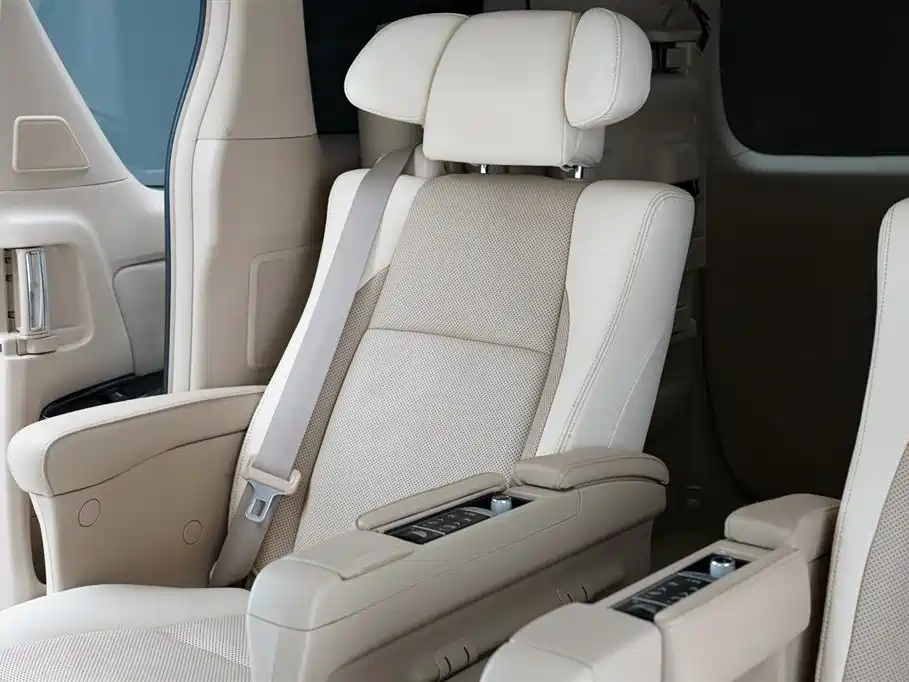 Toyota Alphard 2012 3.5L Premium Edition фото 20
