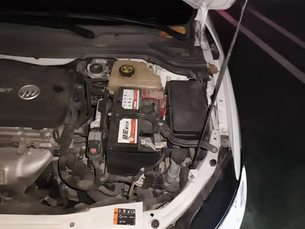 Фото 22 - Buick Excelle