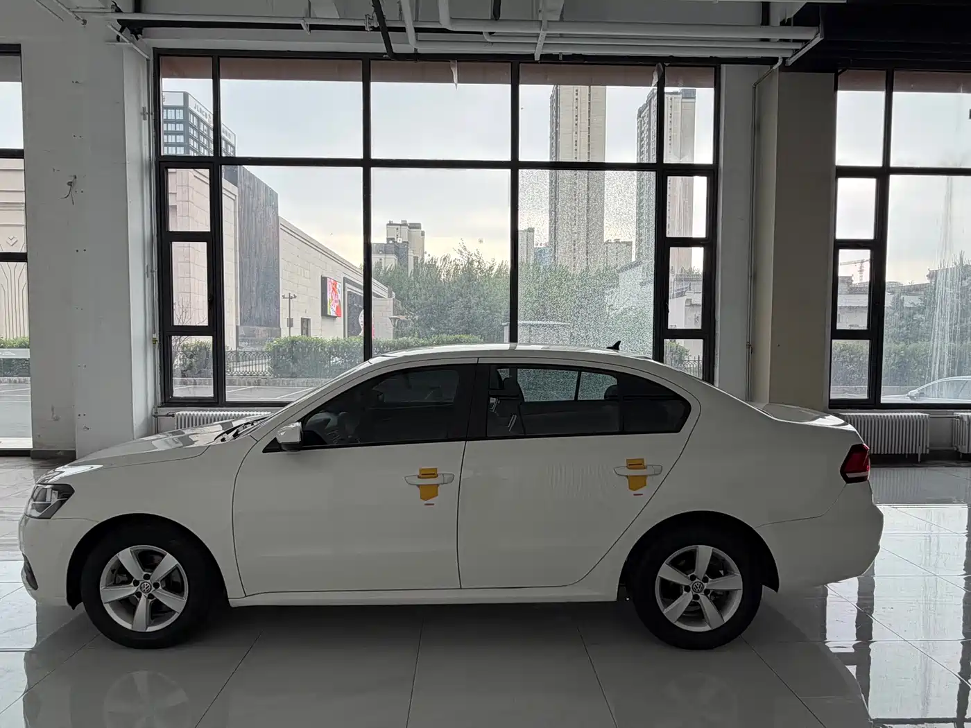 Volkswagen Lavida 2019 Lavida Start 1.5L Auto Trend (China VI) фото 5