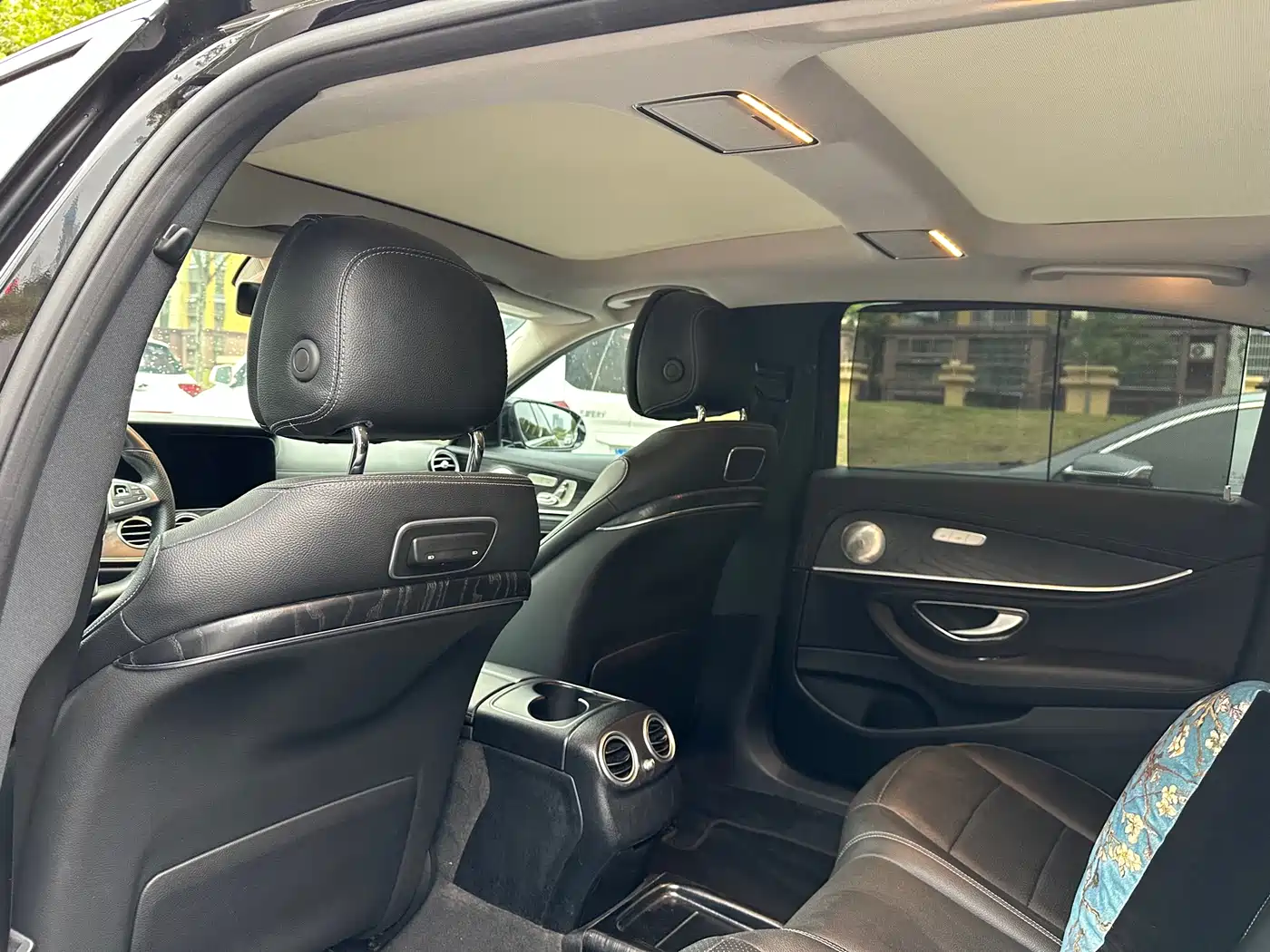 Mercedes-Benz E-Class 2018 Facelift E 300 L Sport Luxury фото 5
