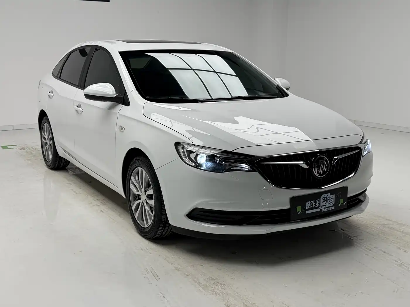 Buick Excelle 2021 1.3T Auto Mild Hybrid Elite фото 3