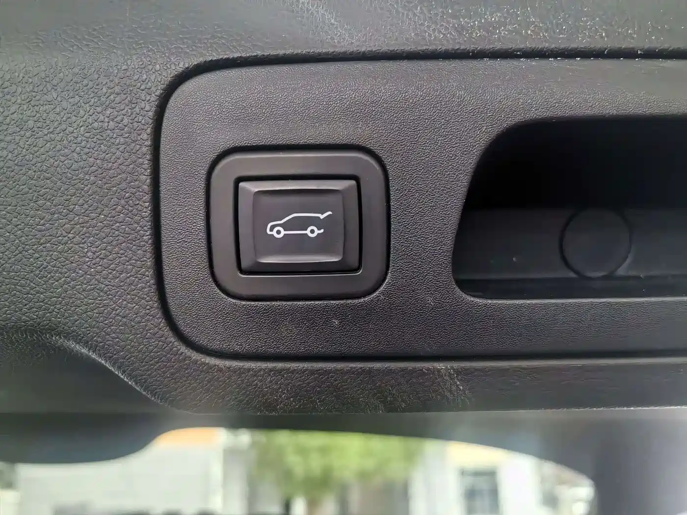 Buick E5 2024 2023 Premium Standard Range Edition