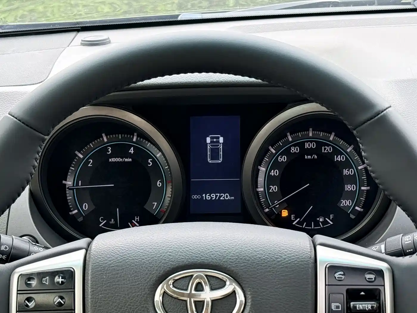 Toyota Prado 2010 4.0L Automatic TX-L фото 15