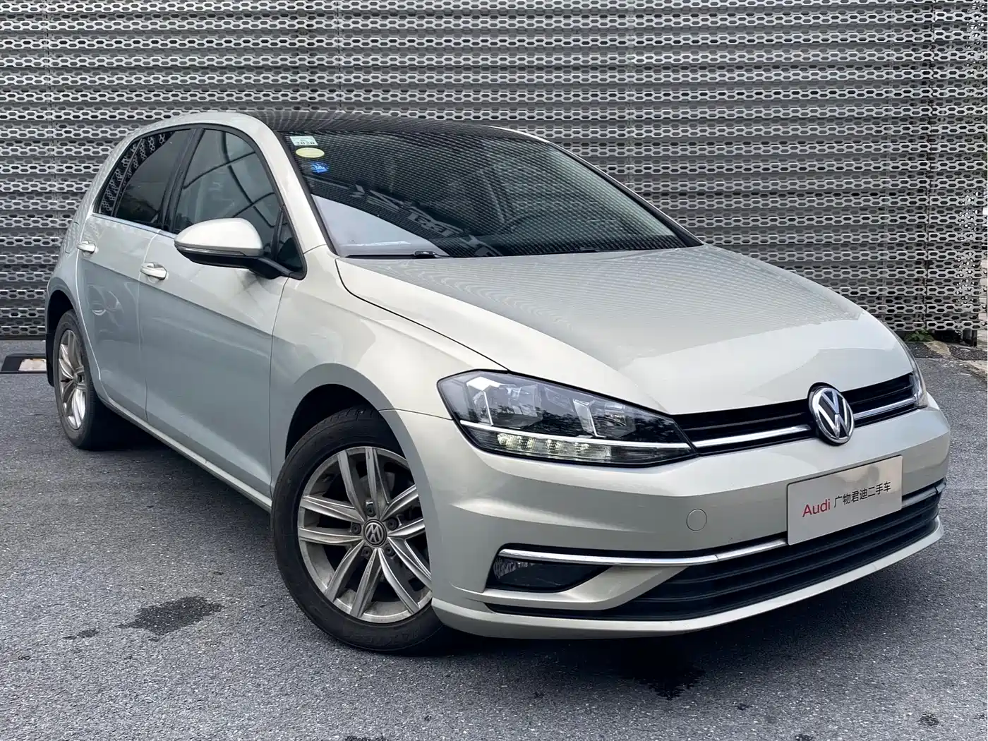 Volkswagen Golf 2018 230TSI Automatic Comfort фото 3