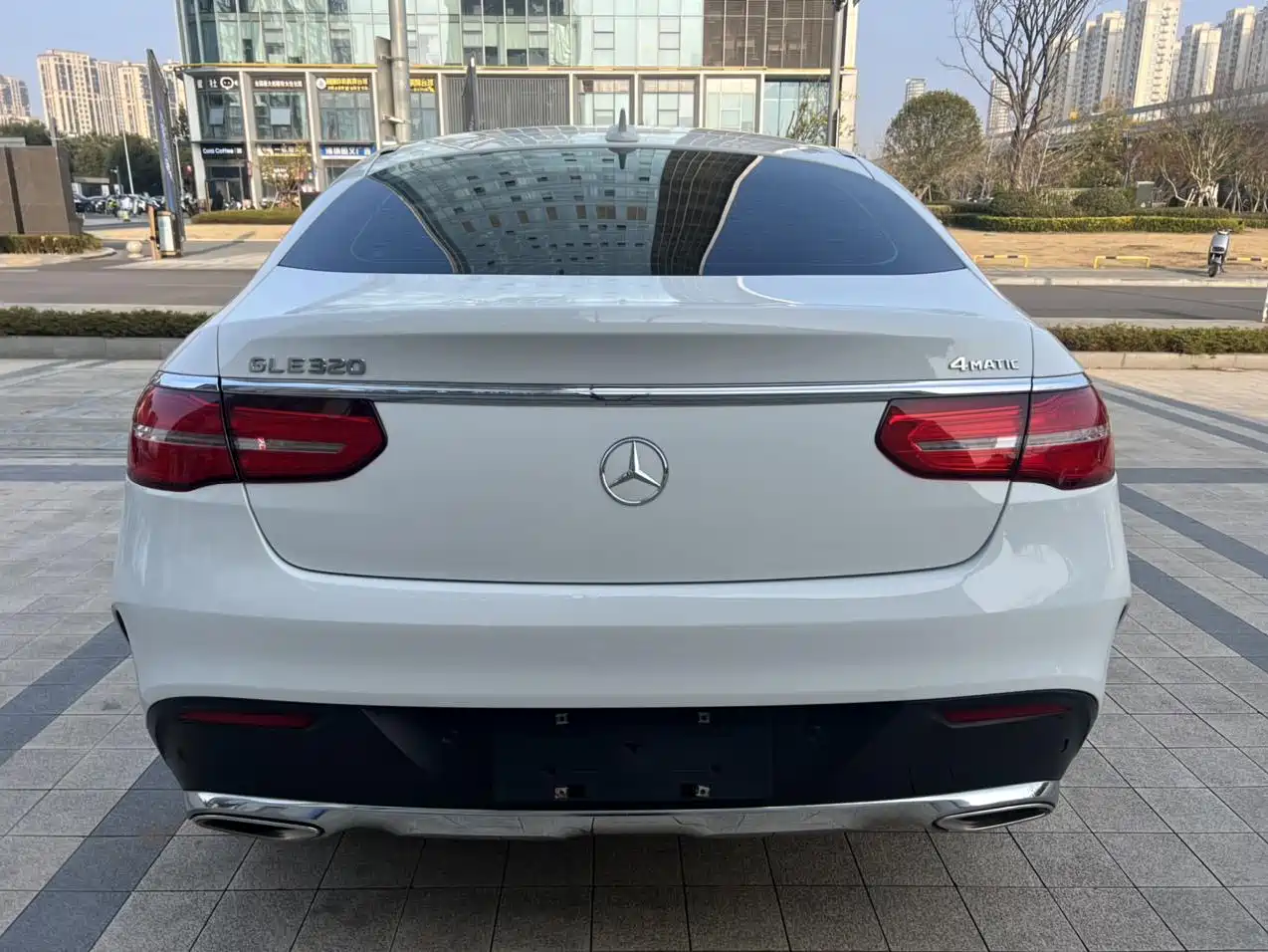 Mercedes-Benz GLE Coupe 2017 GLE 320 4MATIC Coupe SUV фото 4