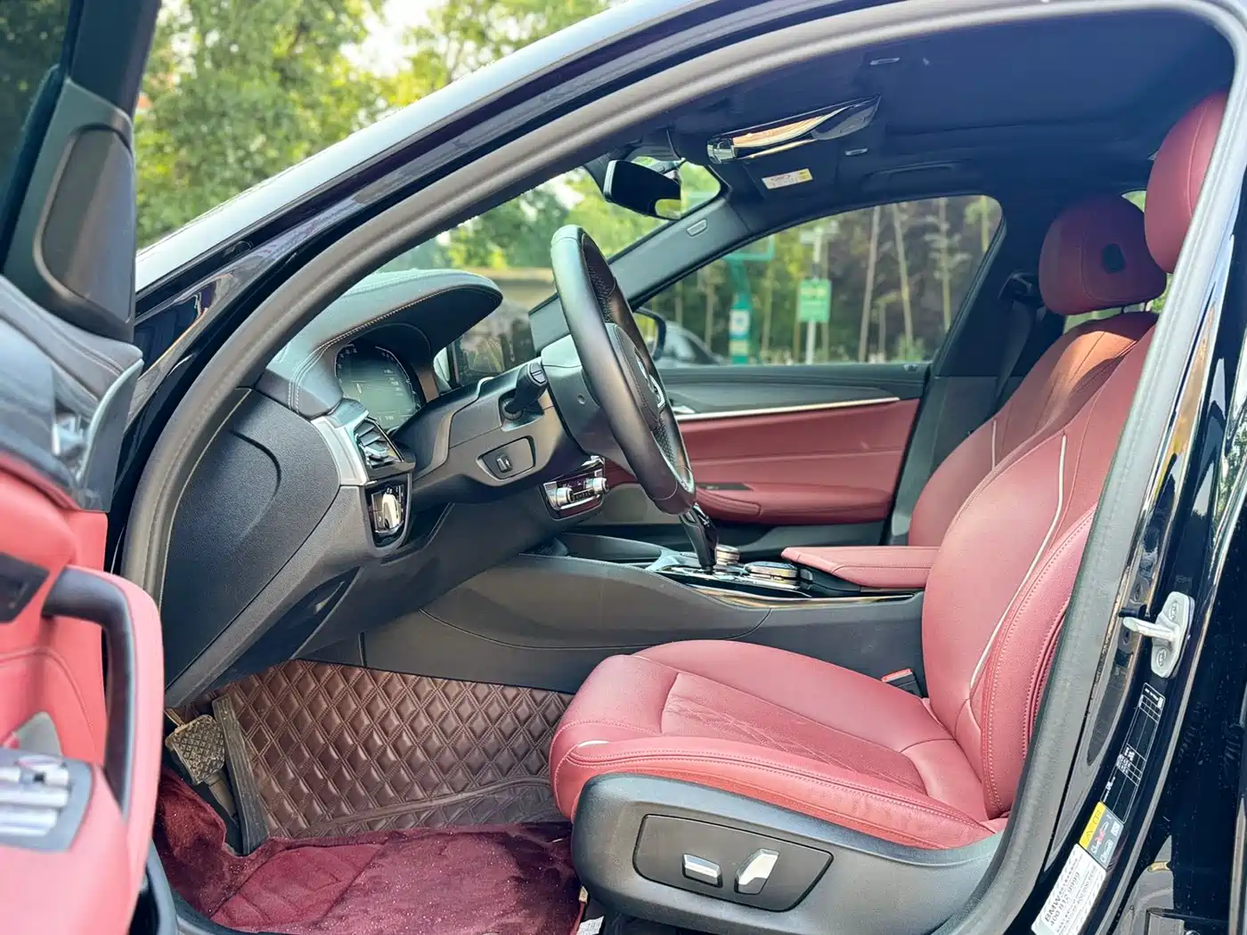 BMW 5 Series New Energy 2022 Facelift 535Le M Sport Package фото 7