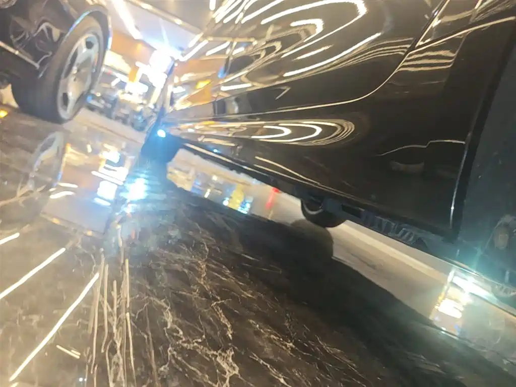 BMW 5 Series 2023 530Li Leading M Sport Package фото 22