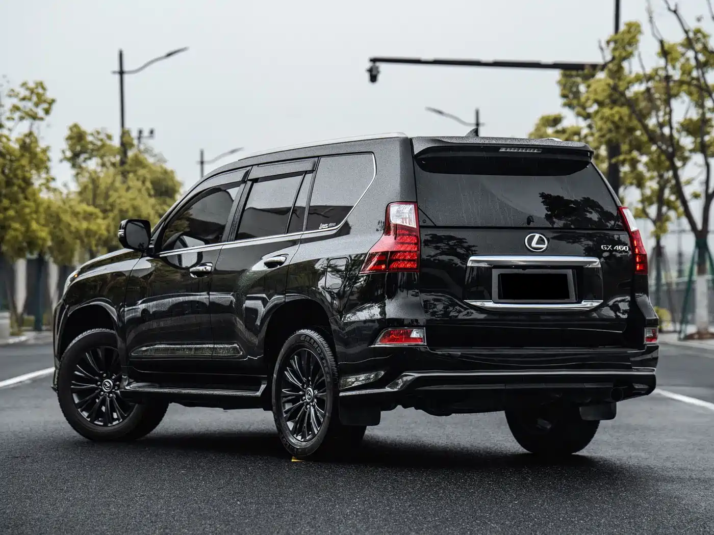 Lexus GX 2024 Summit Edition фото 3